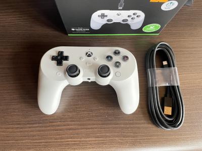 8BitDo PRO 2 Pult juhtmega, Hall Effect | Valge | PC, Xbox | Uus! 35.-