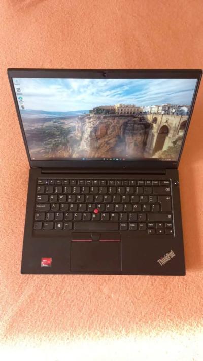 Lenovo Thinkpad E14g2 (14" fhd, ryzen3 4300u, 8,256, ok aku)ah/OK=165€