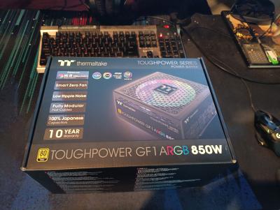 TT 850W Toide ARGB ga