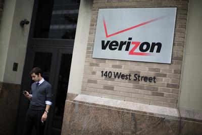 Verizon ostab 4,4 miljardiga AOLi