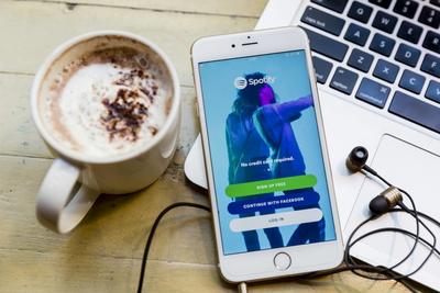 Spotify hakkab GPS-i järgi kontrollima, kas pered on ikka pered