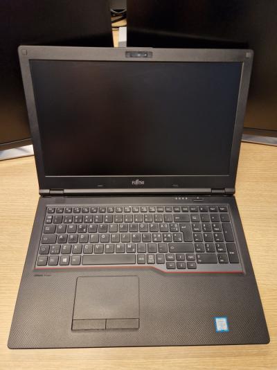 Fujitsu äriklassi läppar ja Samsungi tahvel