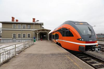 Elroni rongiliinid Viljandi ja Tartu suunal said Elisa 4G Interneti osas täiendust
