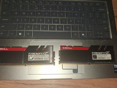 G.Skill Trident Z DDR4 F4-3200C16D-16GTZB 2x8GB