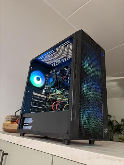 Poolik lauaarvuti i5-4690k / 16GB DDR3 / B85M-E / 650W /