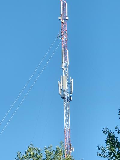 Elisa ja Telia sõnul võib mobiilioperaatori ülikiire vahetus tekitada segadust