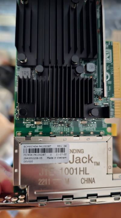 Broadcom 4x10GbE BCM957454-P410SDBT kaart