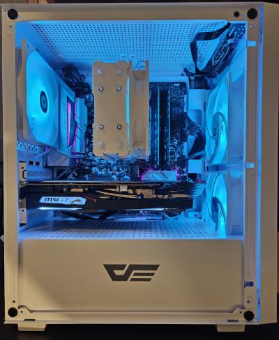 Valge Ryzen 7 mängumasin 420€