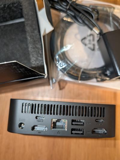 MiniPC - Core I3, 16GB RAM, 2TB SSD