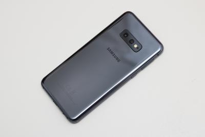 Samsung S10e