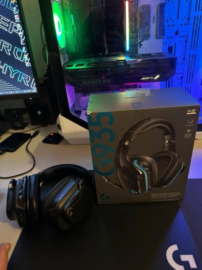 Logitech G935 7.1 wireless headset