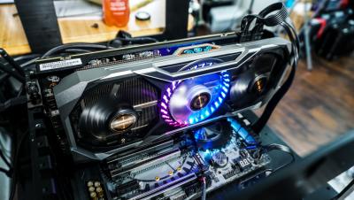 ASRock RX5700XT Taichi