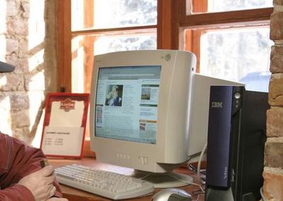 Statistikaamet: iga kümnes eestlane pole siiani kasutanud internetti