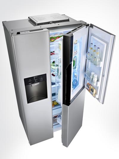 Eestisse tuli müügile LG uus topeltuksega külmik