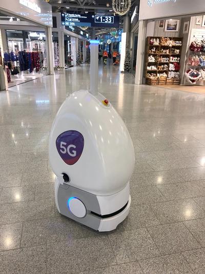 Telia paigaldab koos Finaviaga Helsingi lennujaama 5G võrgus töötava roboti