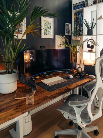 LG 45GX950A-B – 45″ OLED, 5K2K Ultrawide, 165 Hz / 330 Hz