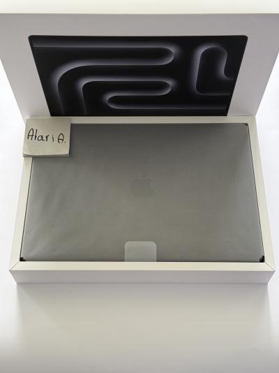 16" M5Pro MacBook PRO 48GB 1TB SSD ja  2018 15" MacBook PRO
