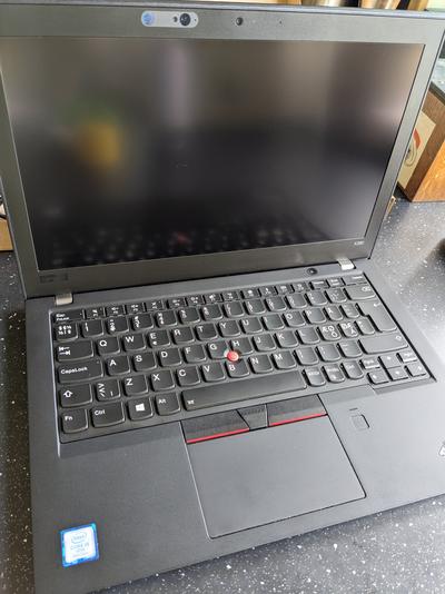 Lenovo X280 (puutetundlik)