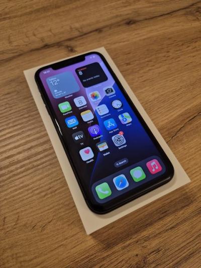 iPhone 11 64GB Must