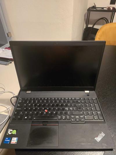 Thinkpad T15 Gen 2, i5-1145G7, 16GB RAM, 256GB SSD, Win11