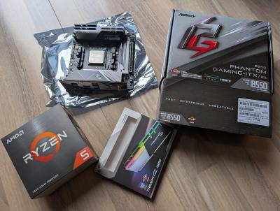 ASRockB550itx+5600x+(2x16GB)