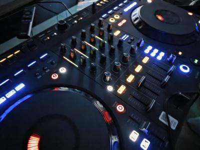 AlphaTheta DDJ-GRV6