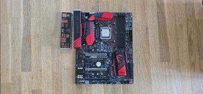 MSI z170a Gaming M7 + i7-6700k / gtx1080Ti / 4x8gb DDR4 RAM / Samsung EVO 840 / NZXT 700w PSU
