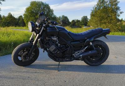 Yamaha fzx 750 1987 (Vahetan lauaarvuti+monitori/lauaarvuti vastu)