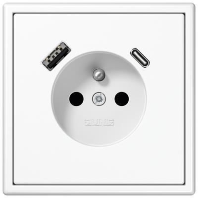 JUNG tutvustab pistikupesadesse integreeritud USB laadimispesasid