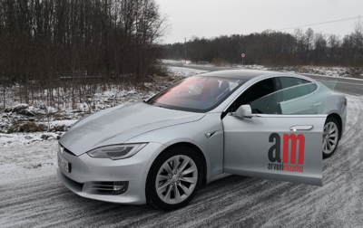 Kõige igavam auto üldse - Tesla Model S 100D testsõit - Arvutimaailm Video