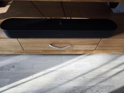 Soundbar ja Sub SONOS