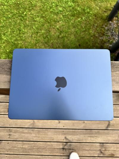 MacBook Air M4 /13”/2025/256SSD/16GB