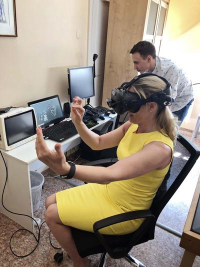 TÜK lastekliiniku neuroloogia osakond arendab heategijate toel väikseid patsiente virtuaalreaalsuse seadmete abil