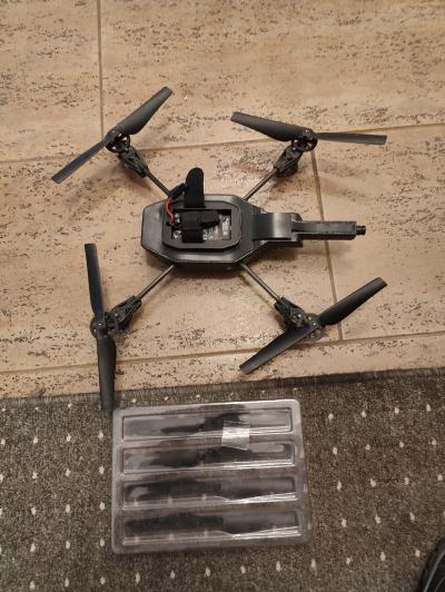 Pidune Parrot AR Drone 2.0