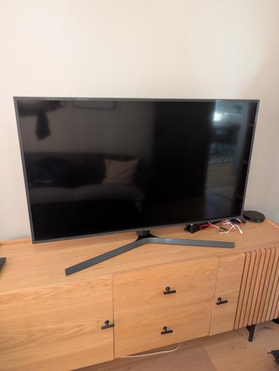 Samsung 50" UE50RU7402UXXH