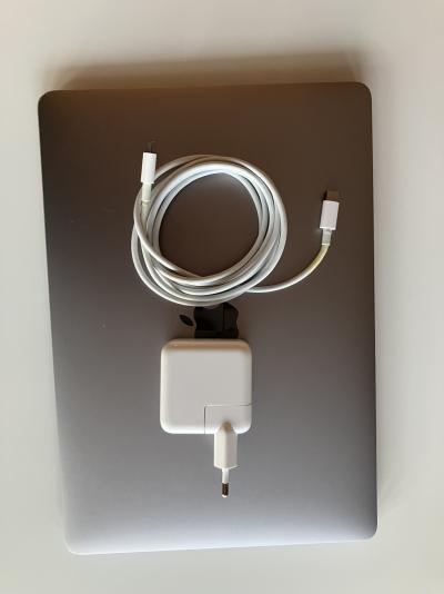 13" MacBook Air "Core i5"  (2019)