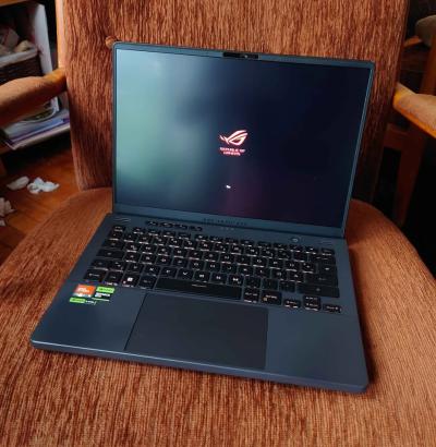 Asus Zephyrus G14 2023 / 32GB / RTX 4060