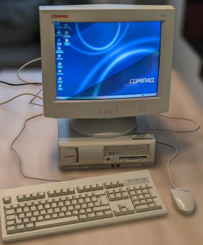 💎 Premium Retro-arvuti Komplekt: Compaq Pentium III (866MHz) + CRT monitor + Lisad!