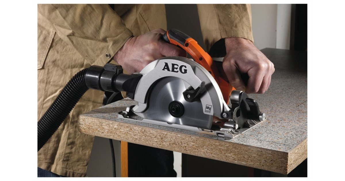 пила циркулярная worx wx426. пила дисковая по дереву электрическая какую выбрать. ручная циркулярка по дереву. пила циркулярная, 1200в metabo kse 55 vario plus. дисковая пила matrix cs 1400-185 evolution.