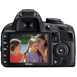 Nikon D3100 + AF-S DX 18-55mm VR