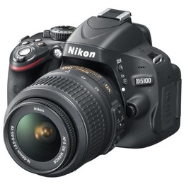 Nikon D5100 + 18-55mm VR